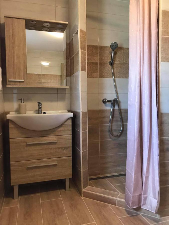 Royal De Lux Appartement Hajdúszoboszló Buitenkant foto