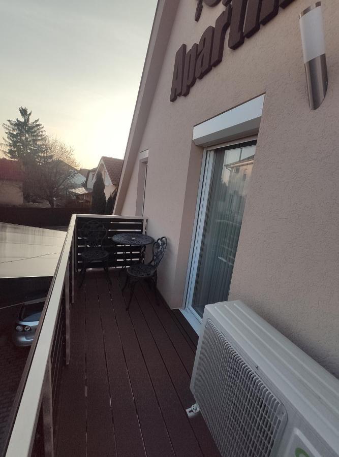 Royal De Lux Appartement Hajdúszoboszló Buitenkant foto